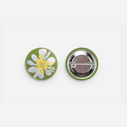 Daisy Button Pin